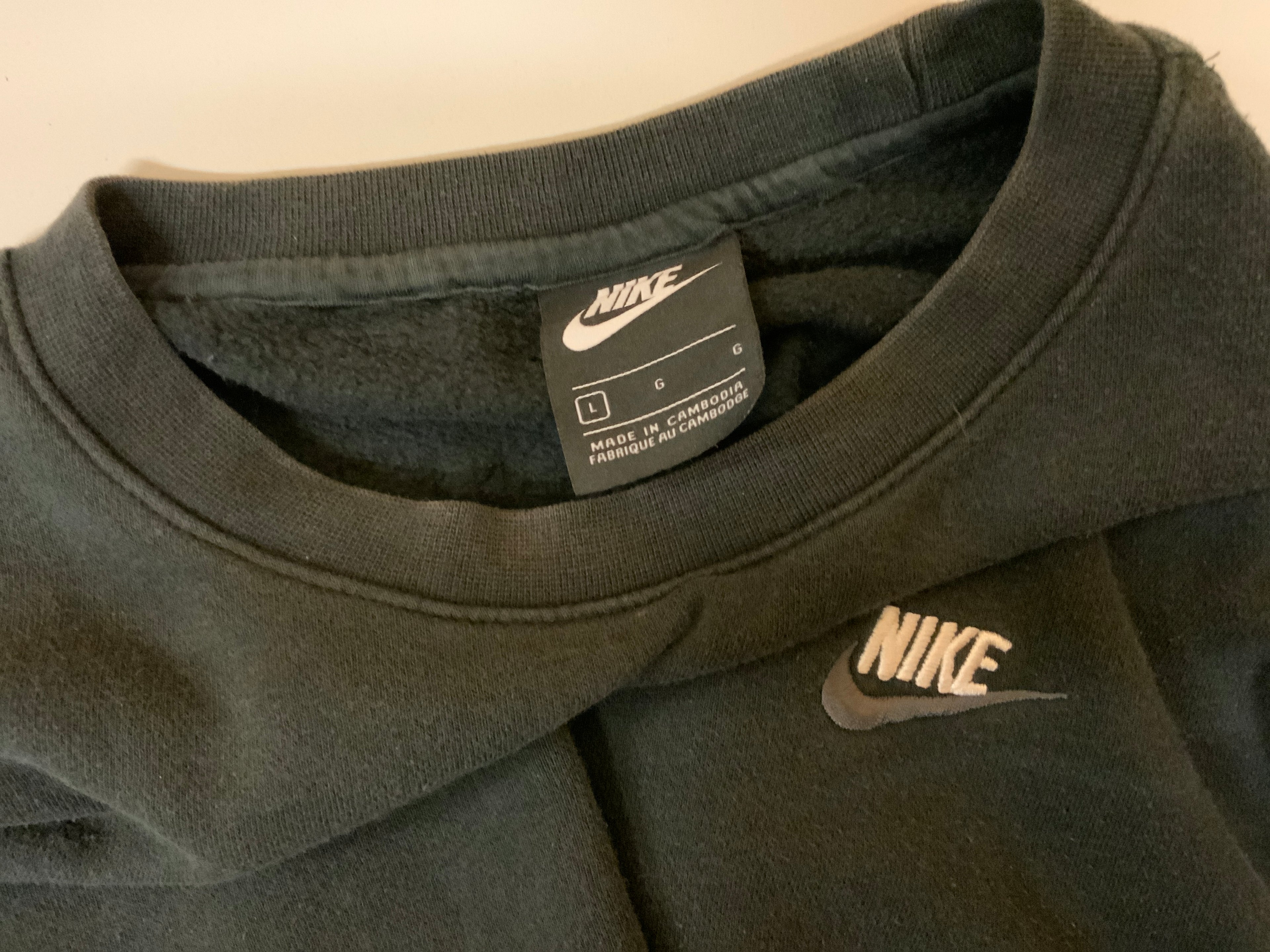 Vintage Nike Swoosh Sweatshirt